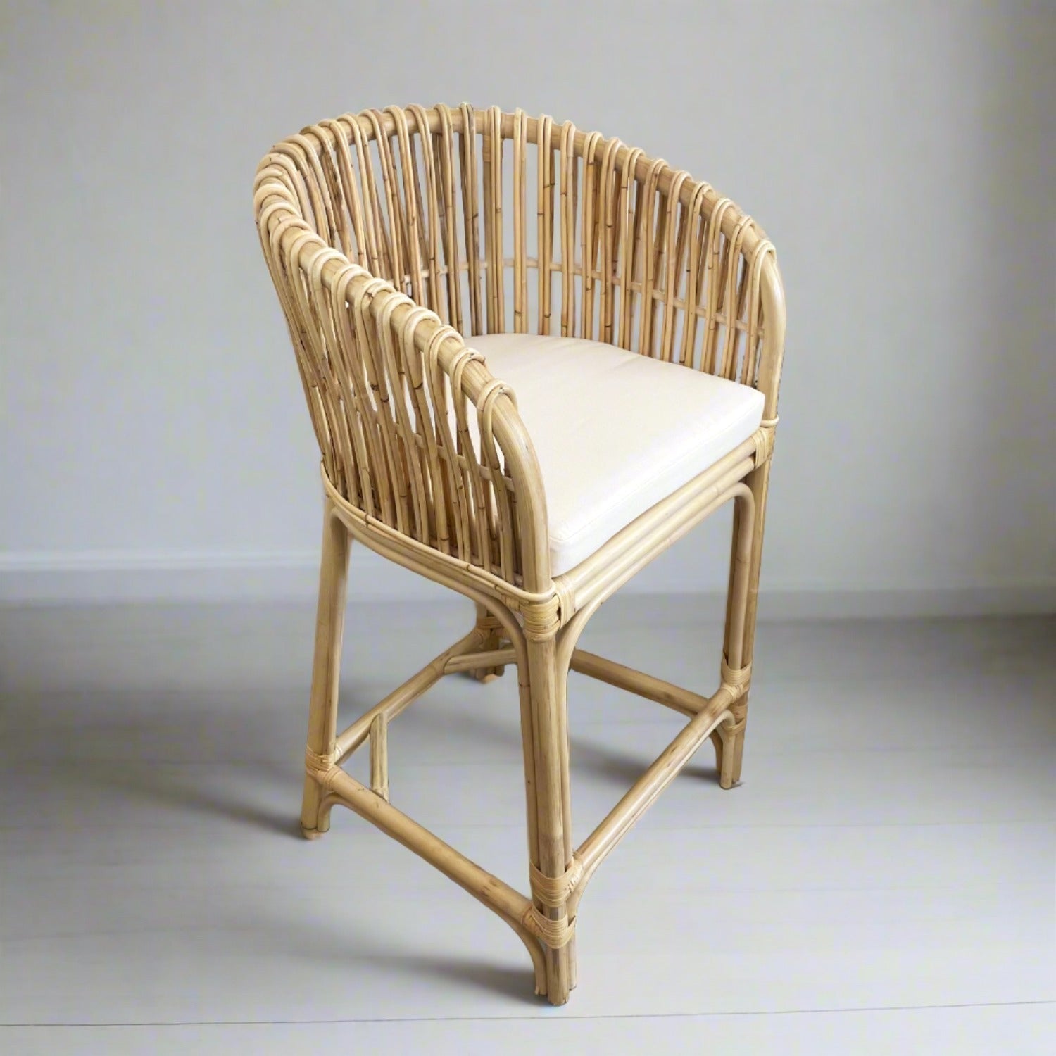 Amber Curved Rattan Bar Stool - Set of 5