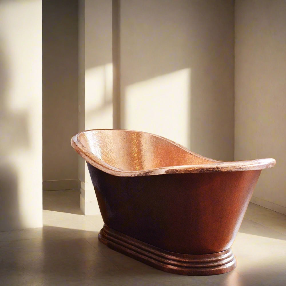 Freestanding Bateau Copper Bath