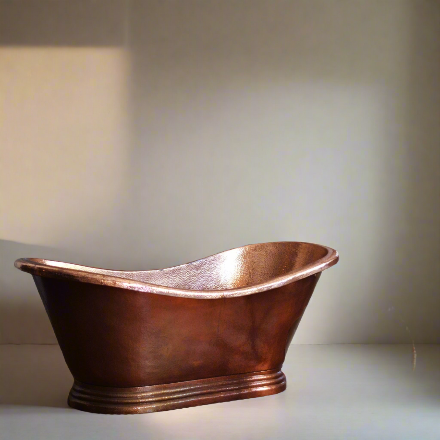 Freestanding Bateau Copper Bath