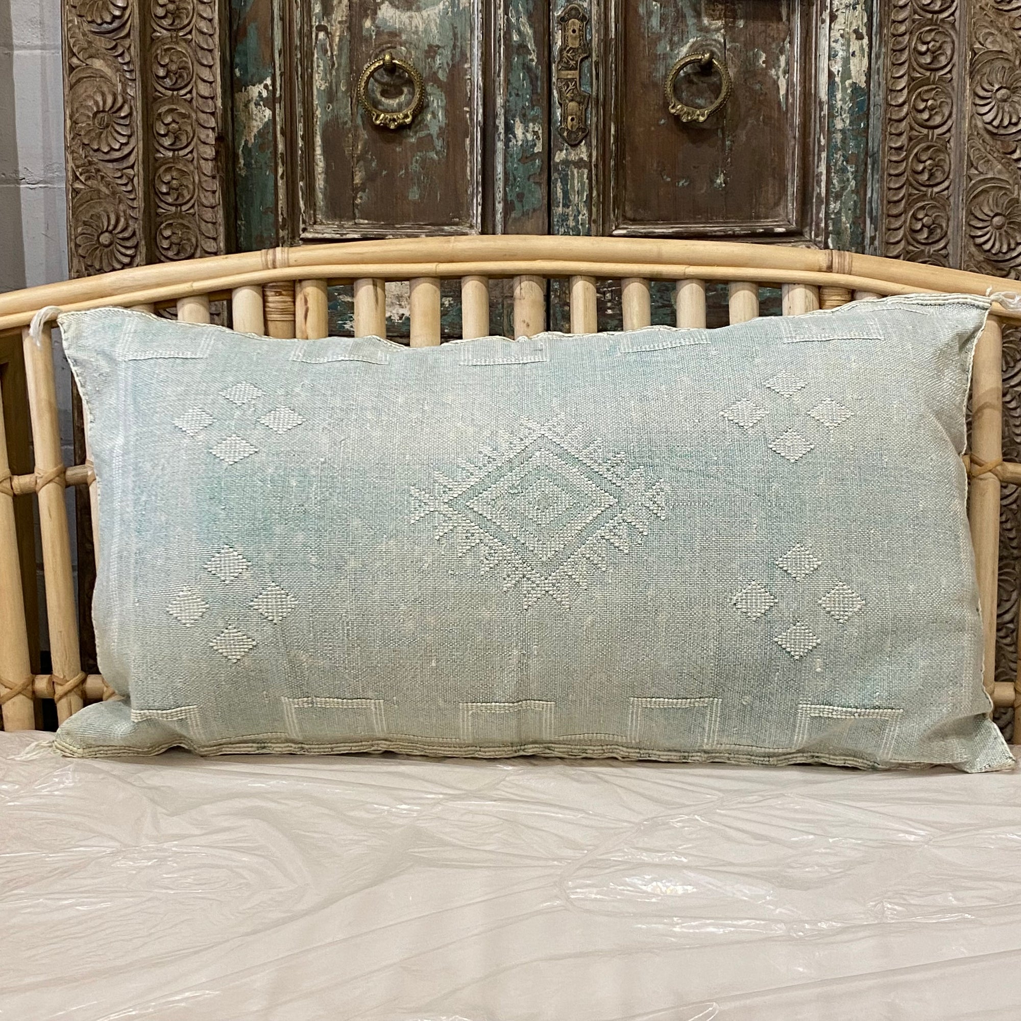 Moroccan Cactus Silk Lumbar Cushion Cover - Light Green