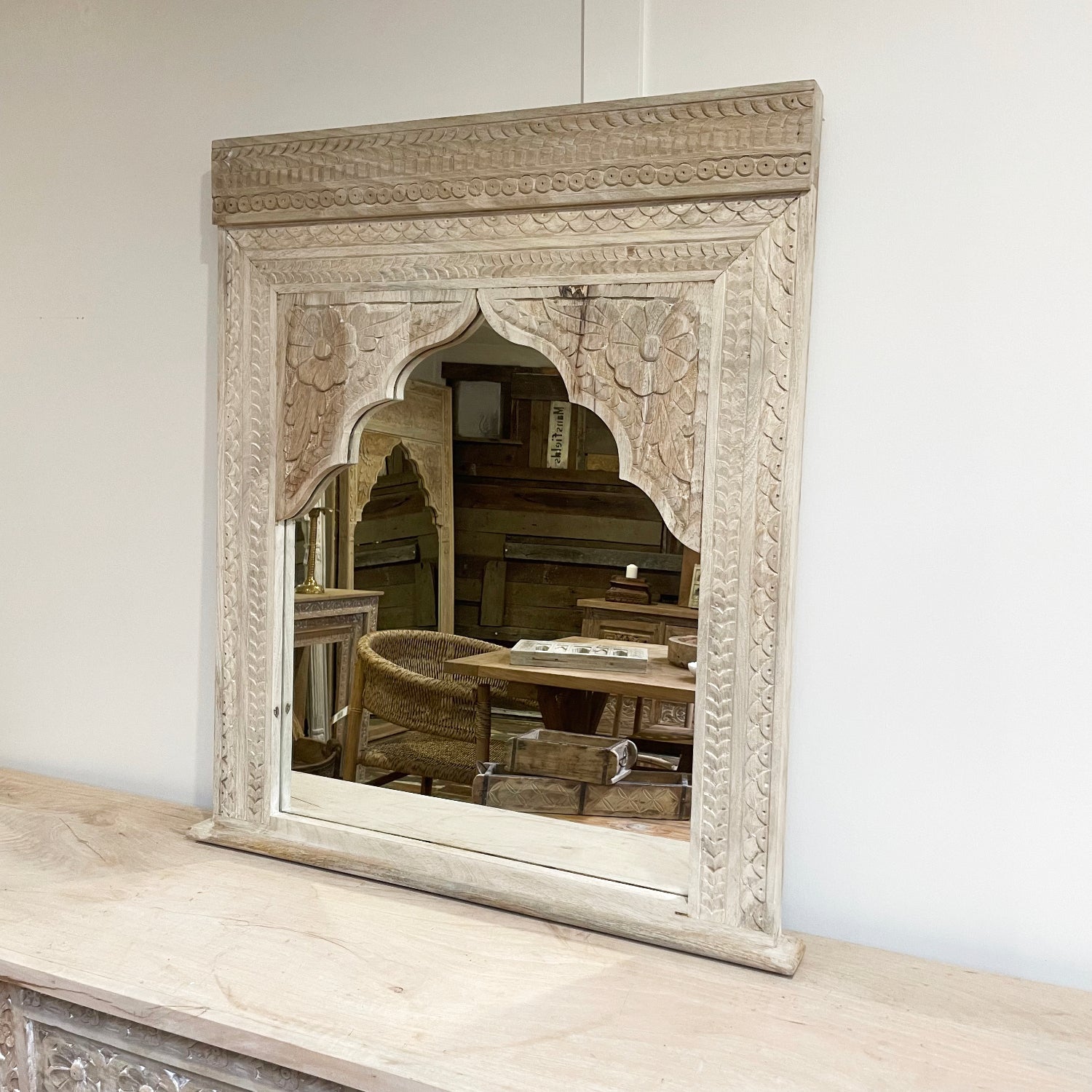 Mari Indian Arch Mirror 75x90cm