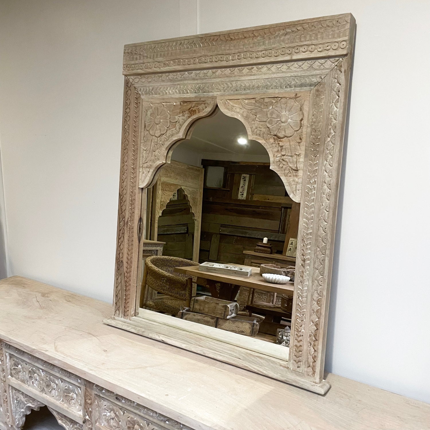 Mari Indian Arch Mirror 80x100cm