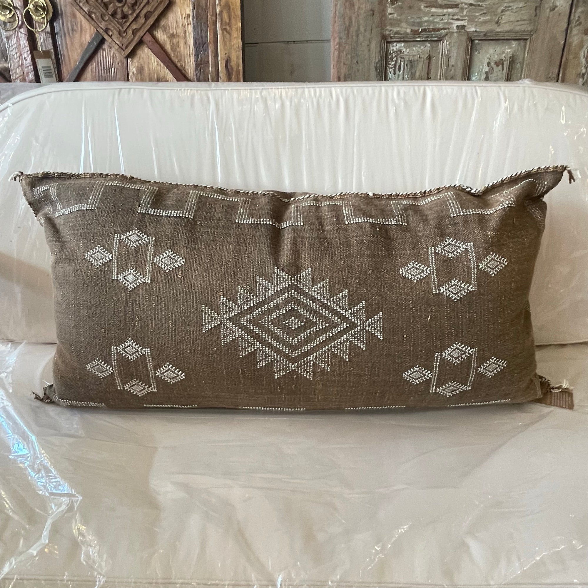 Moroccan Cactus Silk Lumbar Cushion Cover - Cocoa