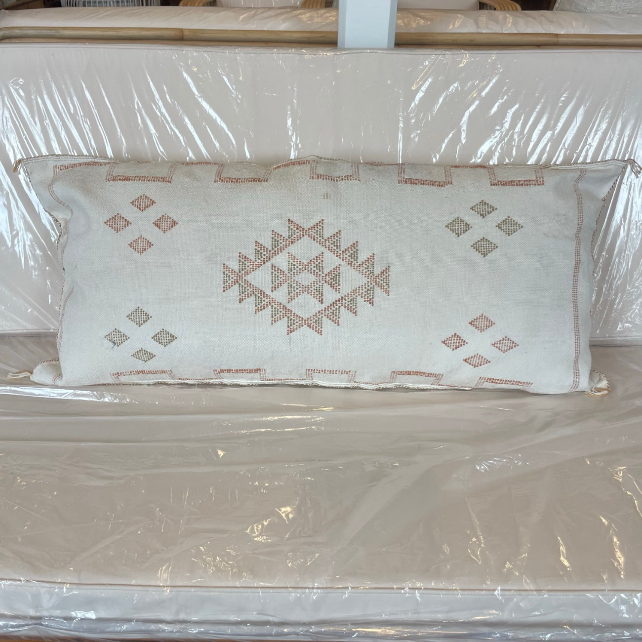 Moroccan Cactus Silk Lumbar Cushion Cover - White