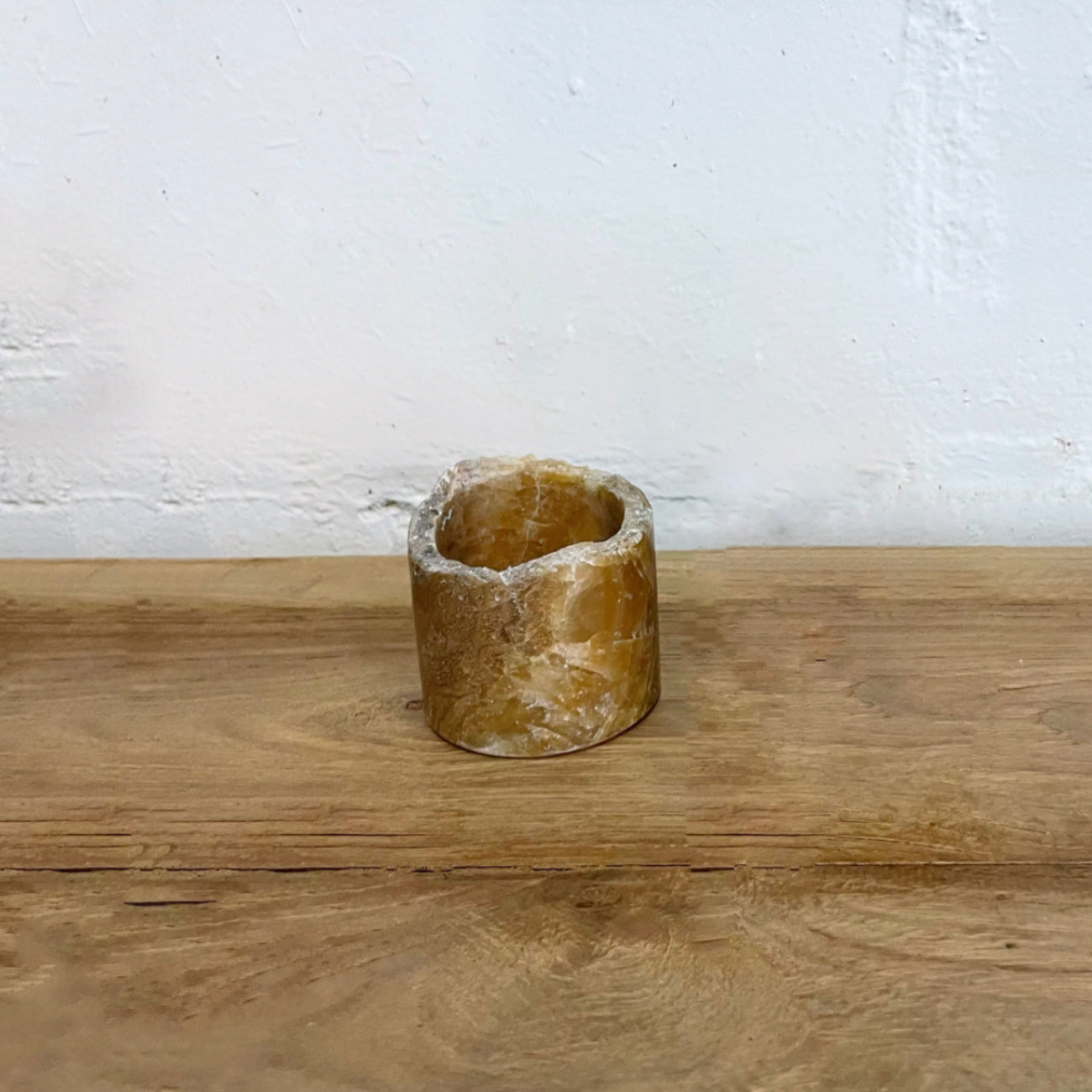 Narrow Stone Edge Onyx Holder 7cm