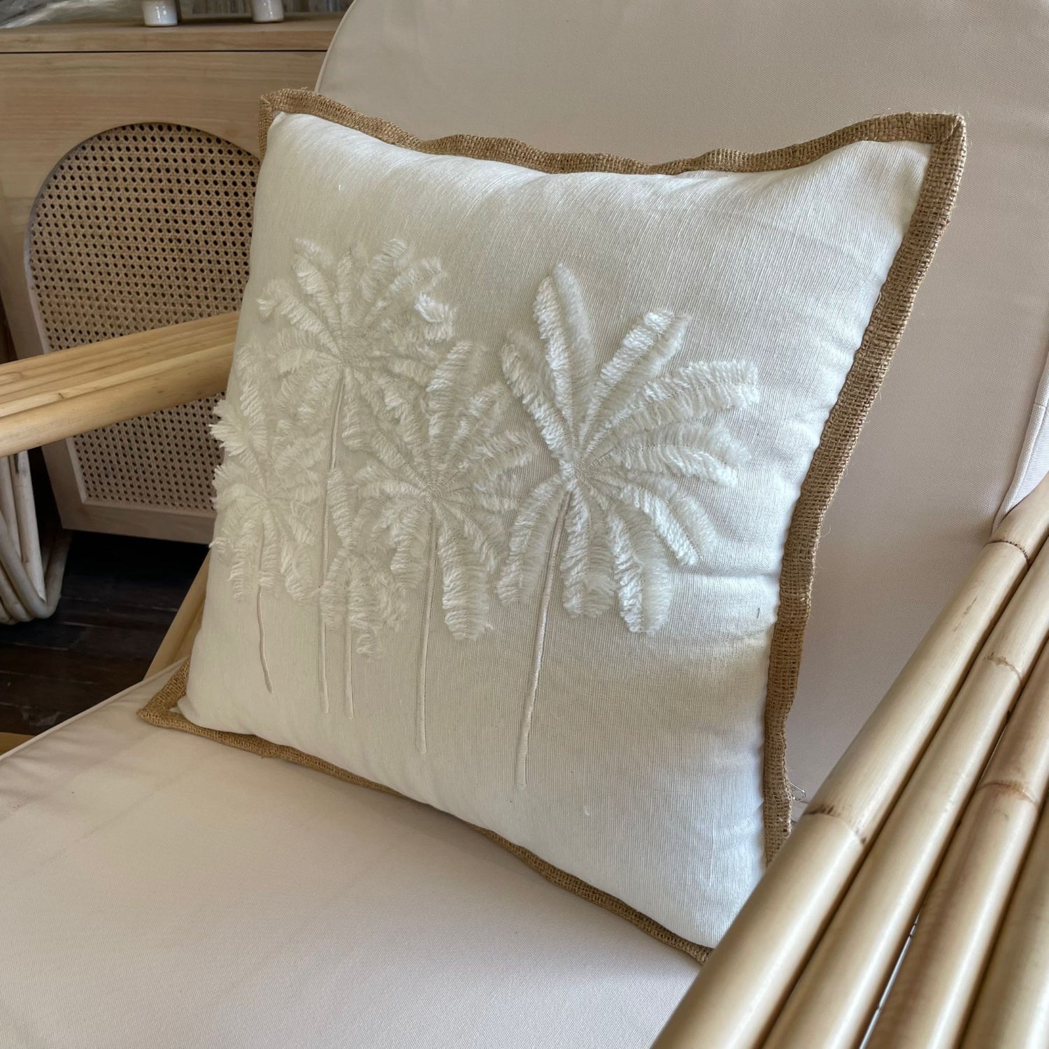 White Palm Island Cushion 50x50cm