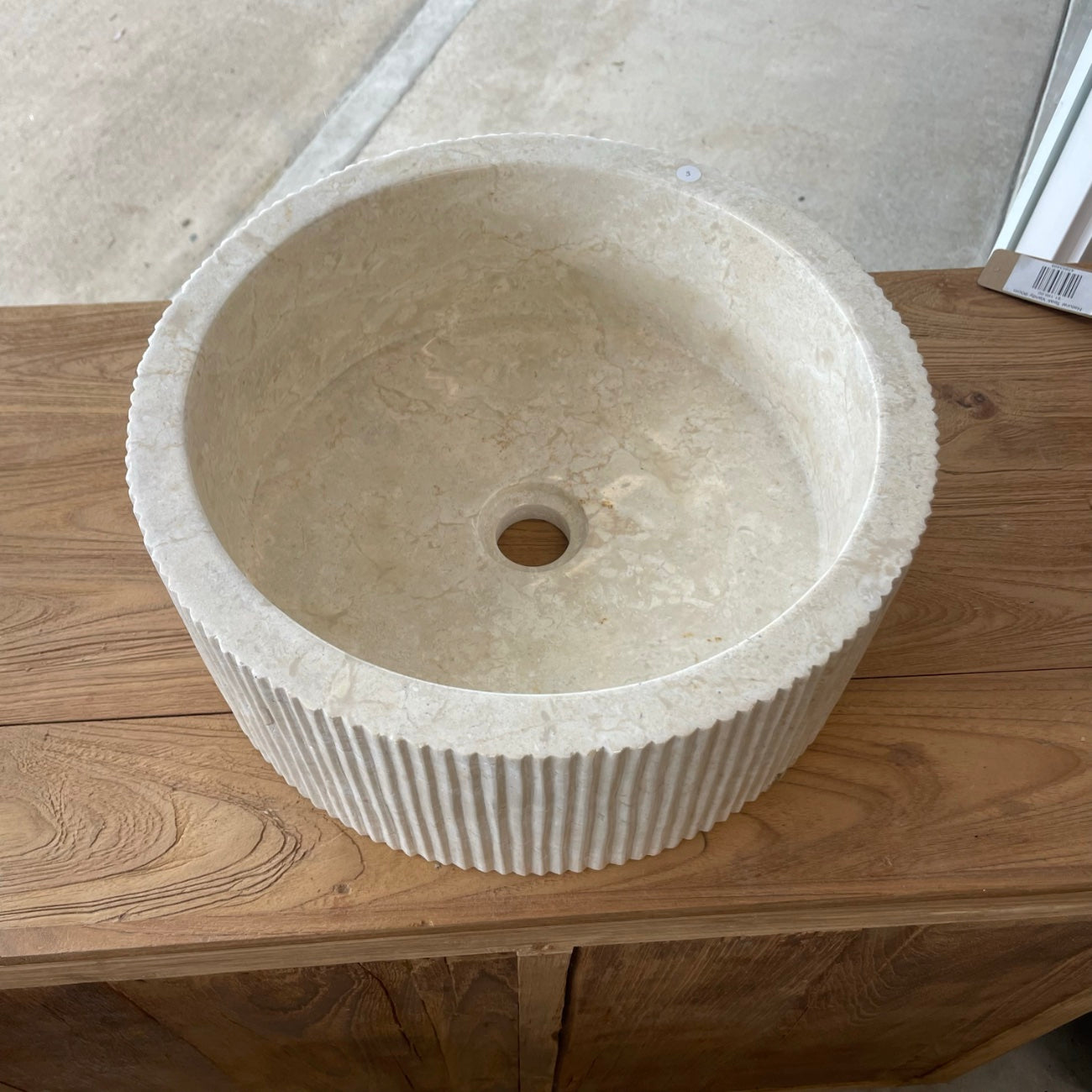 Round Ribbed Marble Stone Basin