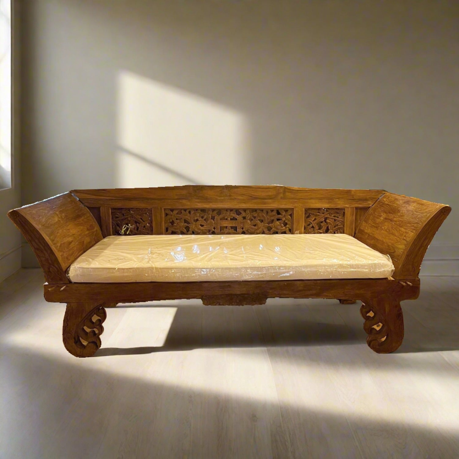 Uluwatu Balinese Timber Daybed - 260cm