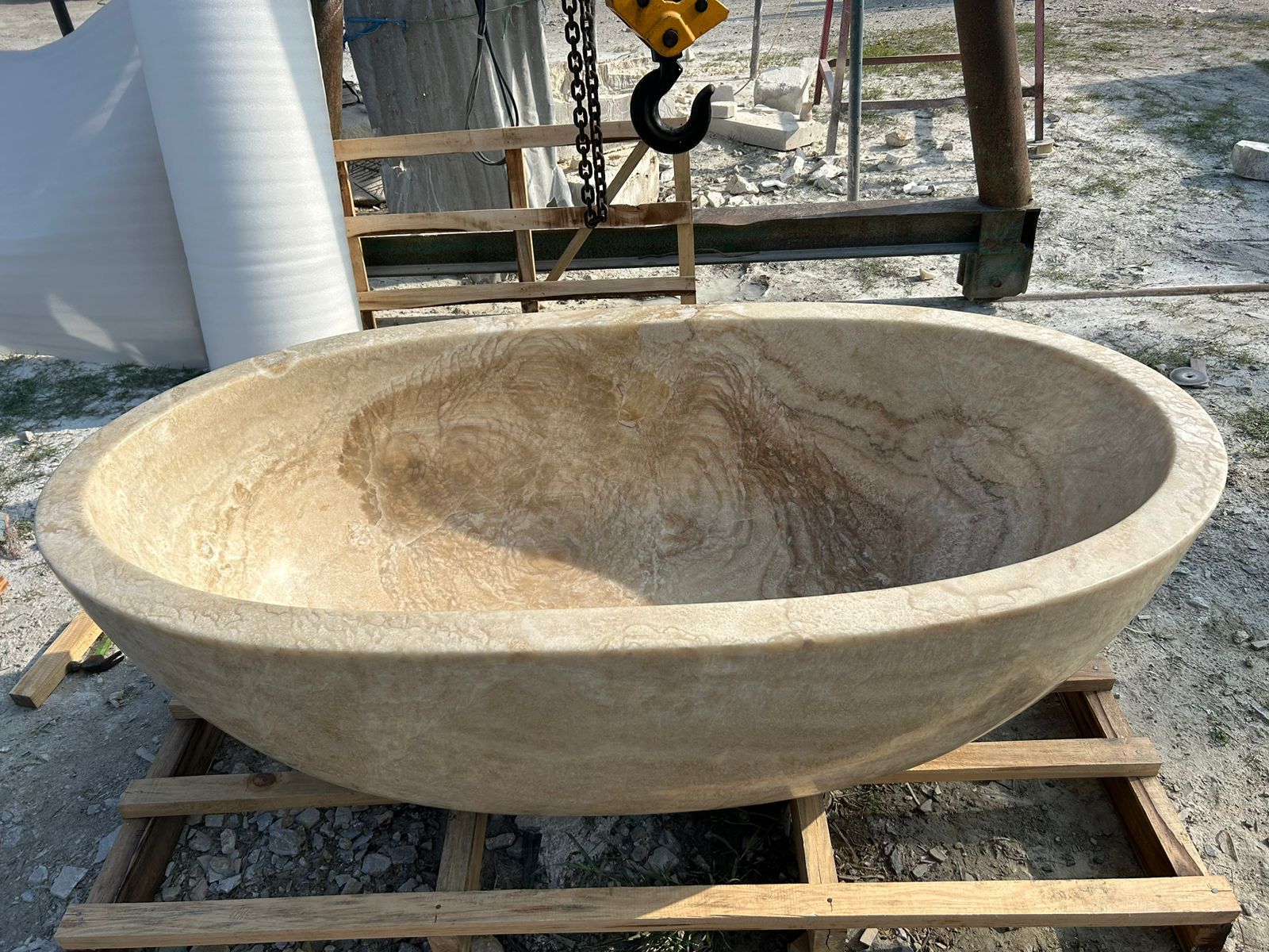 Oval Full Polished Onyx Stone Bath