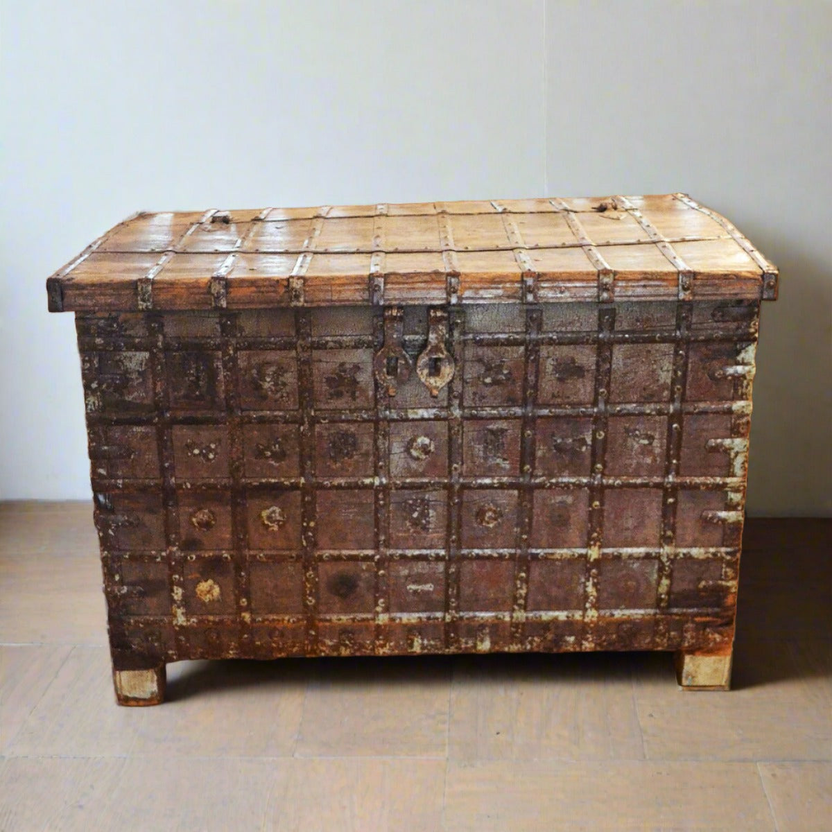 Antique Detailed Indian Pitara Box/ Trunk