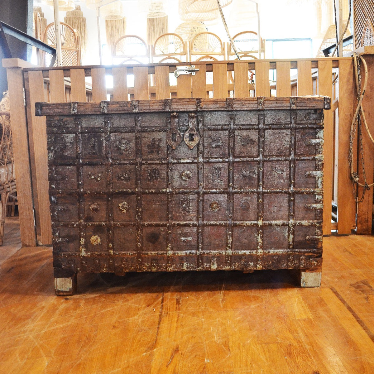 Antique Detailed Indian Pitara Box/ Trunk