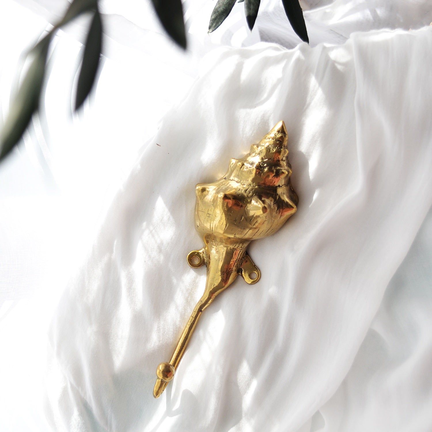 Brass Crown Shell Wall Hook