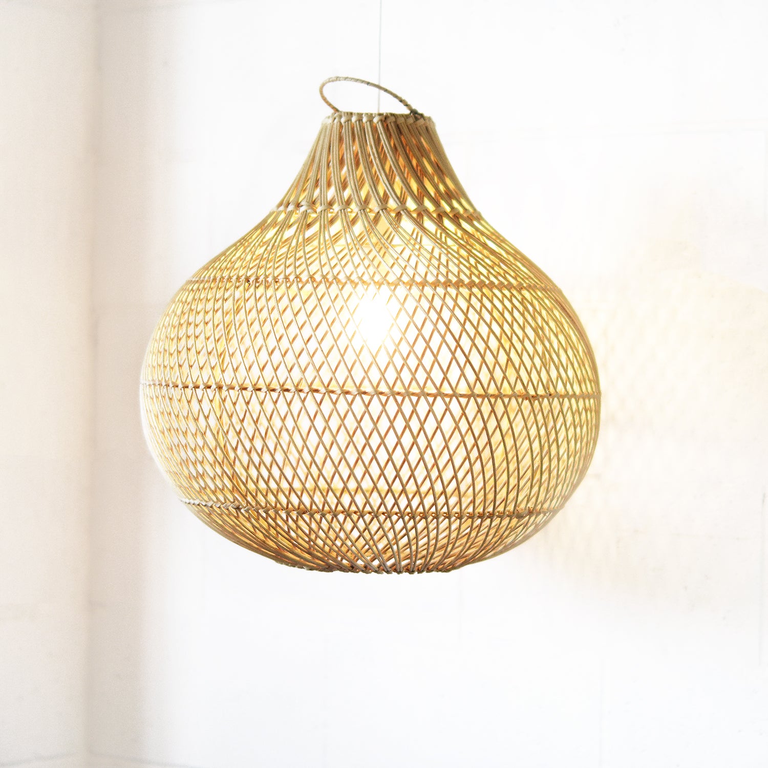 Drop Rattan Pendant