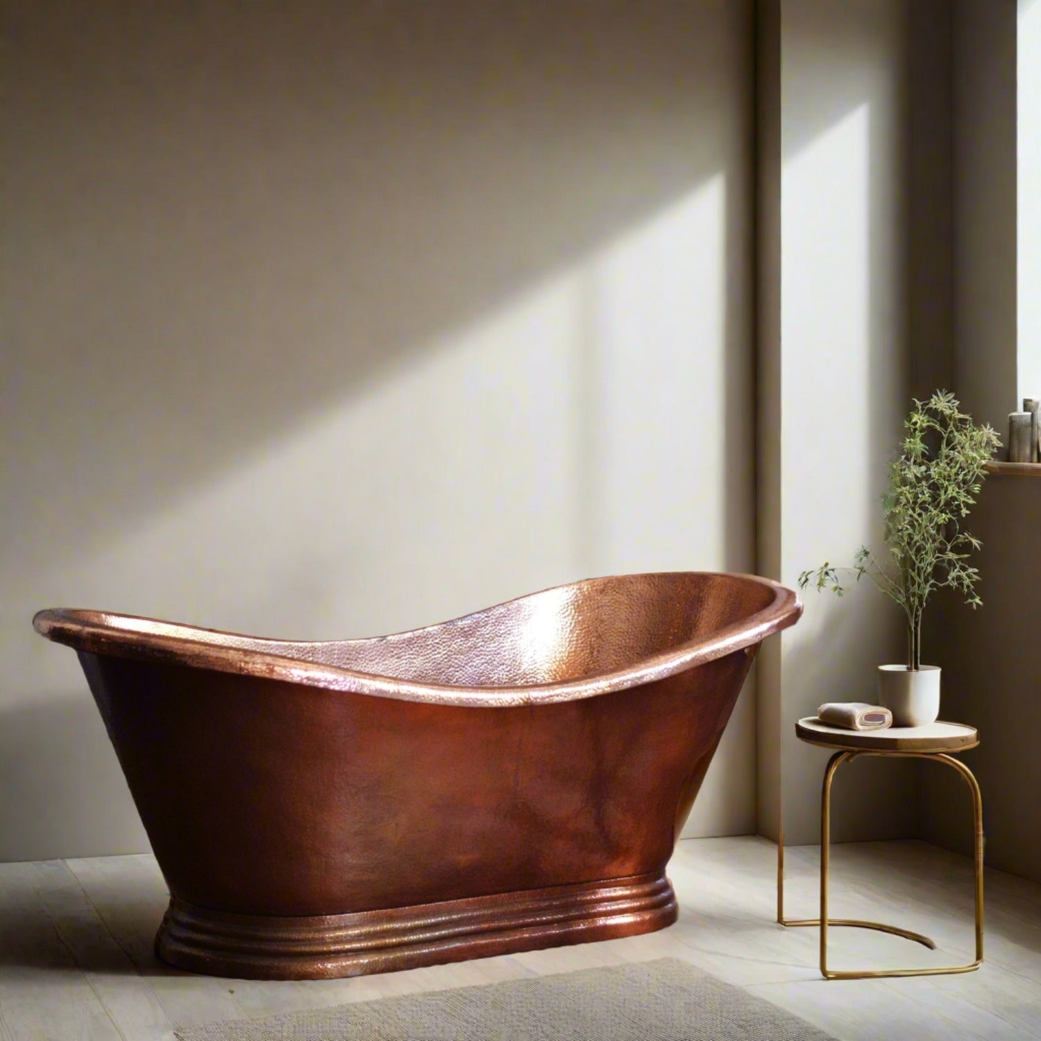 Freestanding Bateau Copper Bath