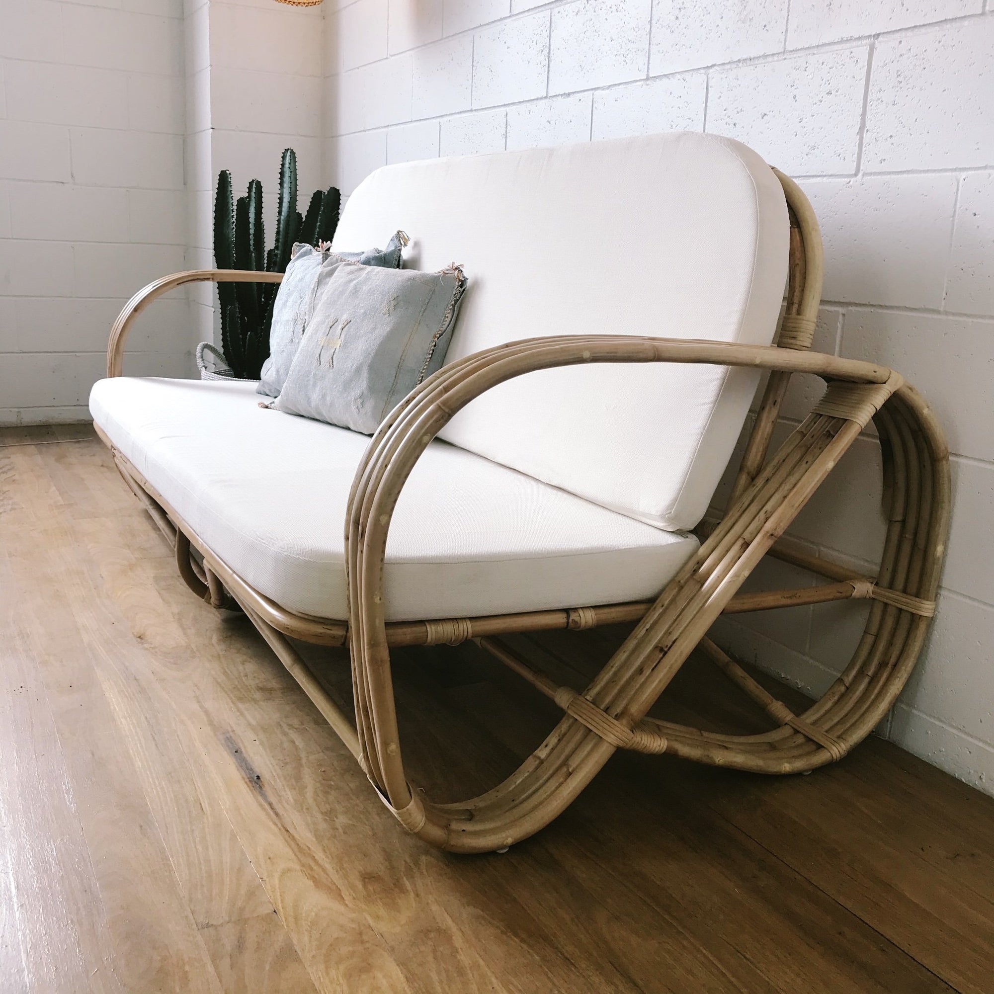 Pretzel 3 Seater Rattan Lounge