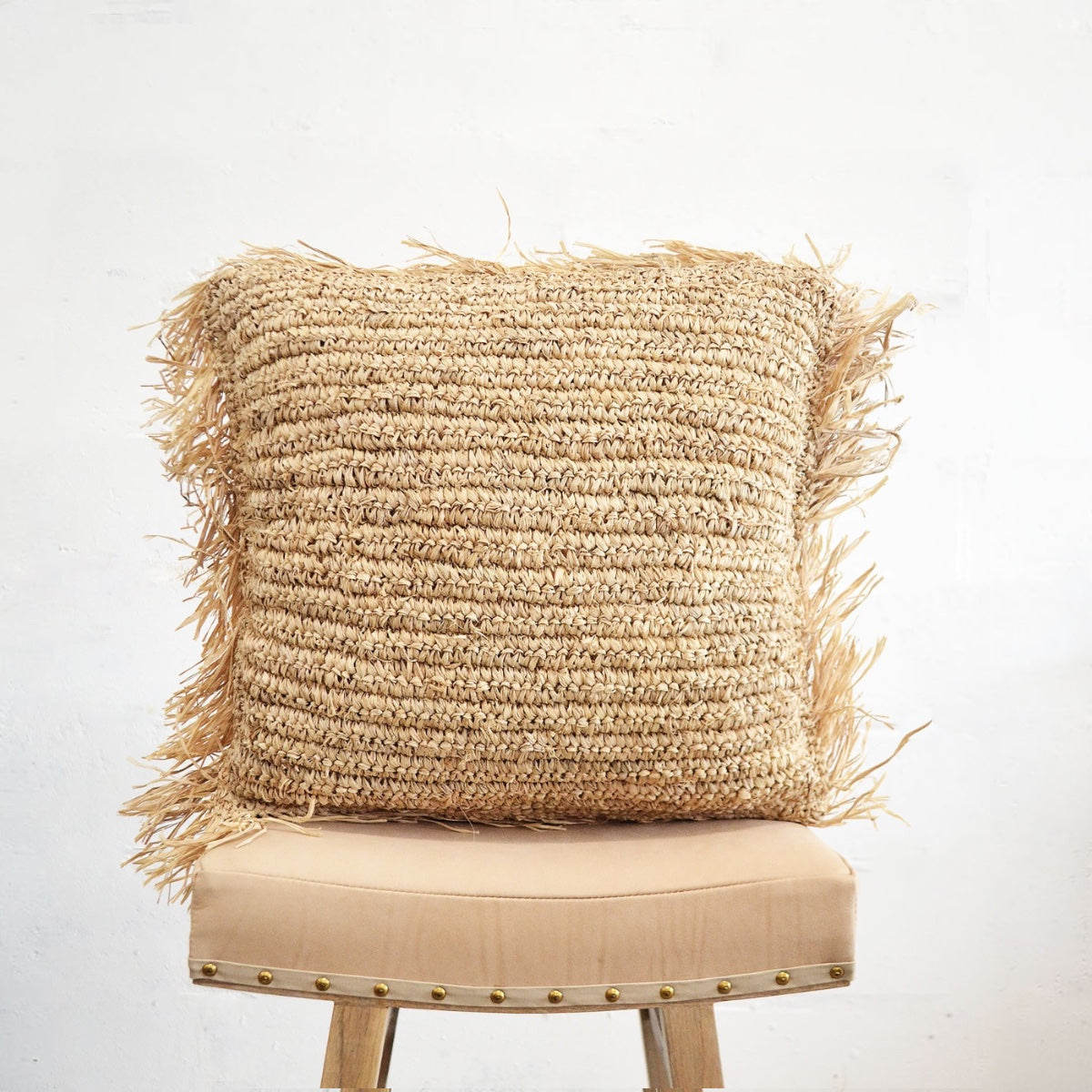 Natural Raffia Cushion 50x50cm