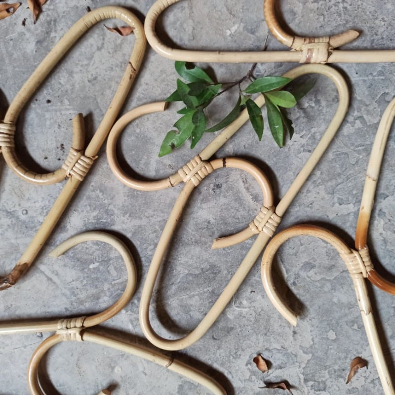 Rattan Baby Clothes Hanger - Set of 5