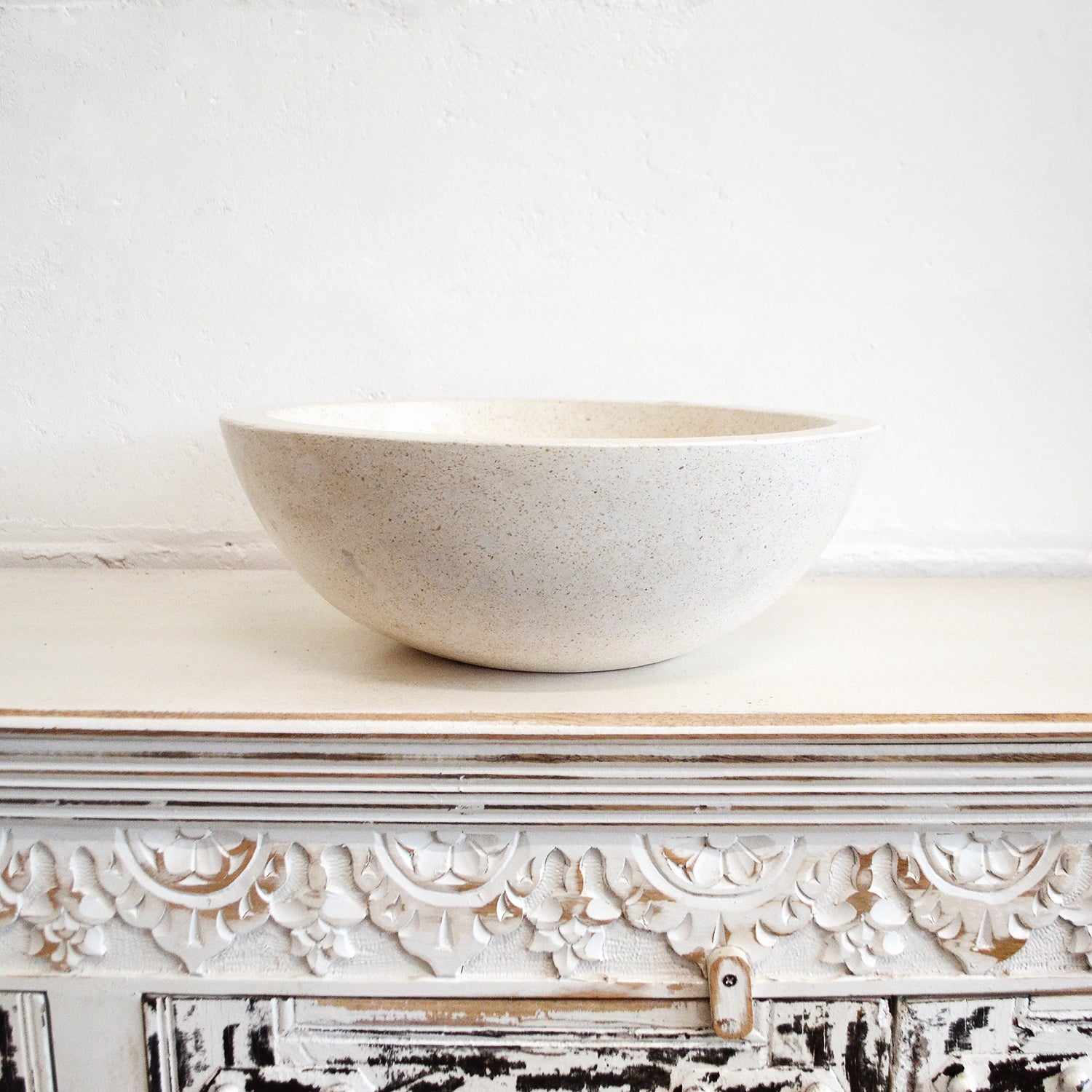 Round Concrete Terrazzo Stone Basin - Sandy White