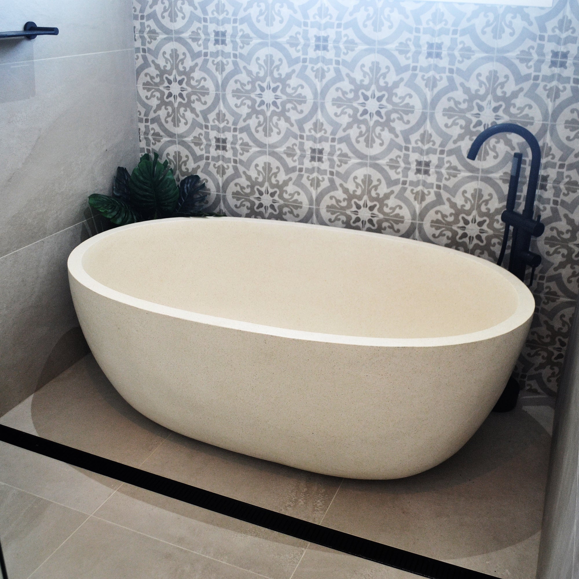 Oval Concrete Terrazzo Stone Bath 1500x900x550mm - Sandy White