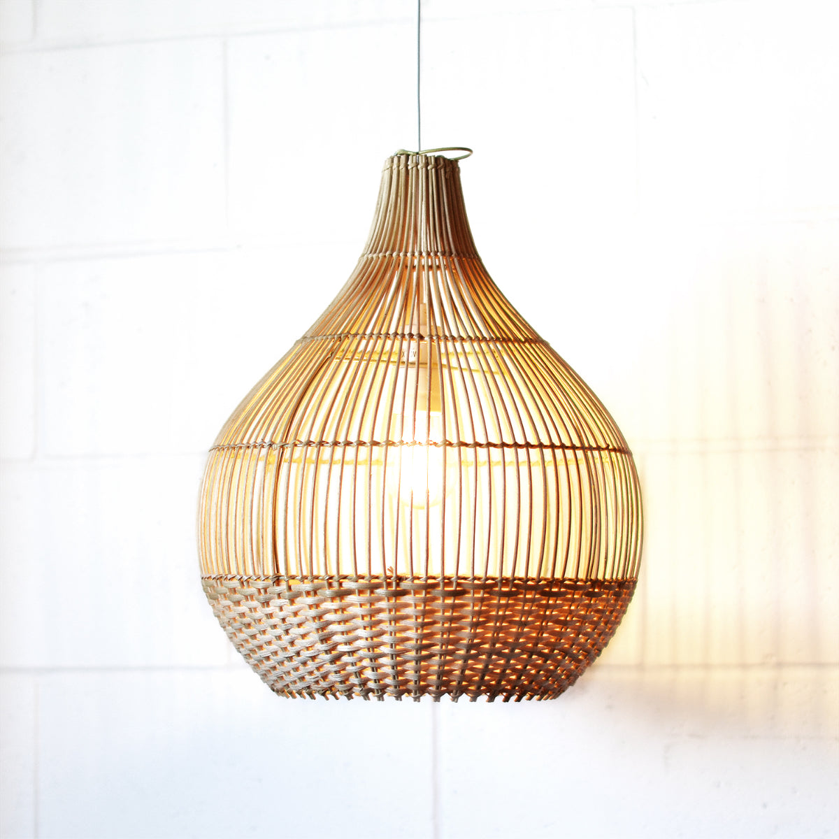Small Natural Dune Rattan Pendant