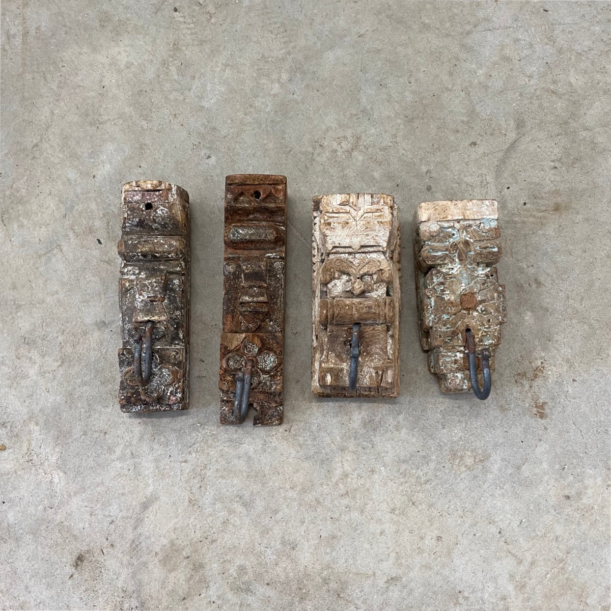 Small Single Vintage Indian Timber Wall Hooks