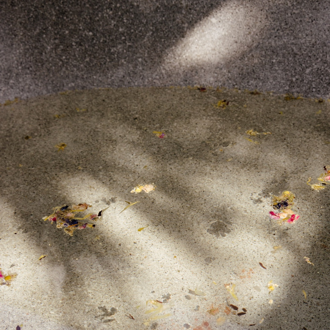 Oval Concrete Terrazzo Stone Bath 1500x900x550mm - Light Grey