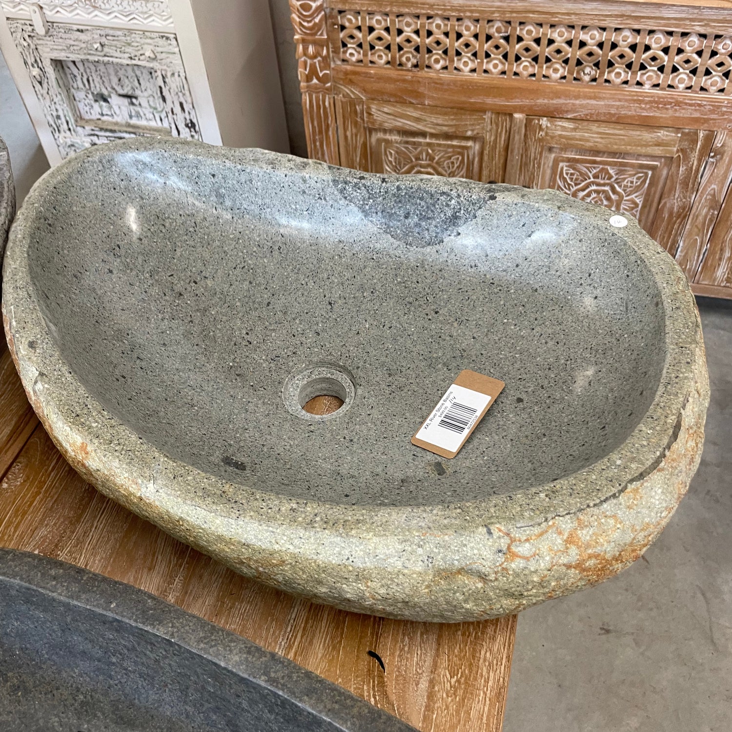 XXL River Stone Basin 