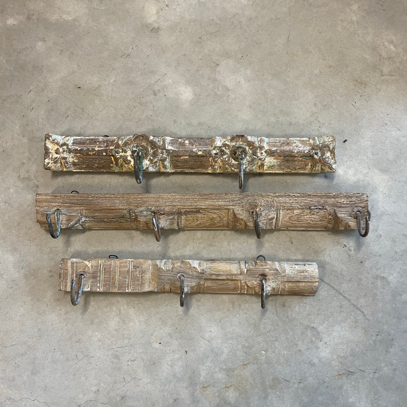 Medium Patla Vintage Indian Timber Wall Hooks