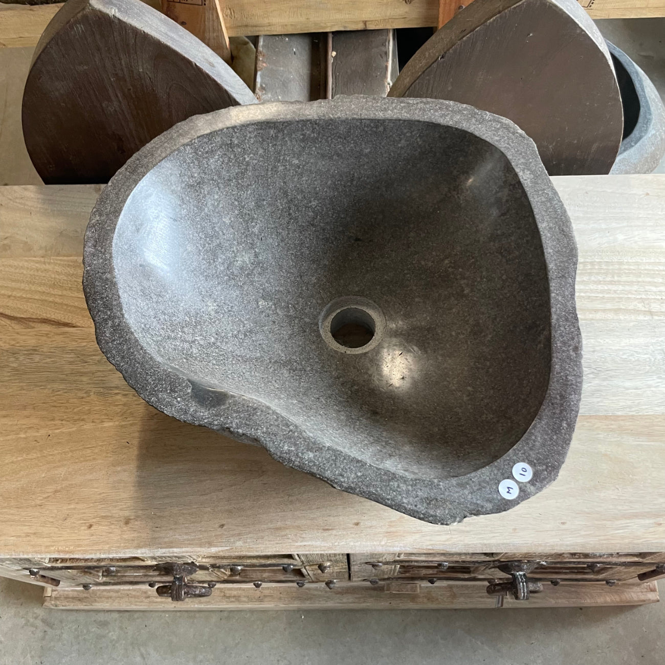 Medium River Stone Basin 