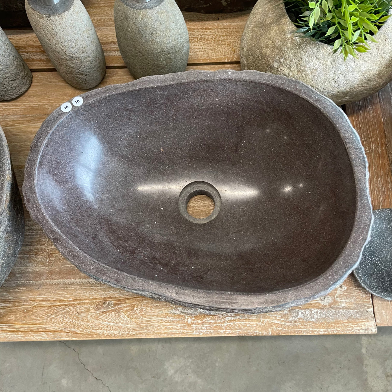 Medium River Stone Basin 