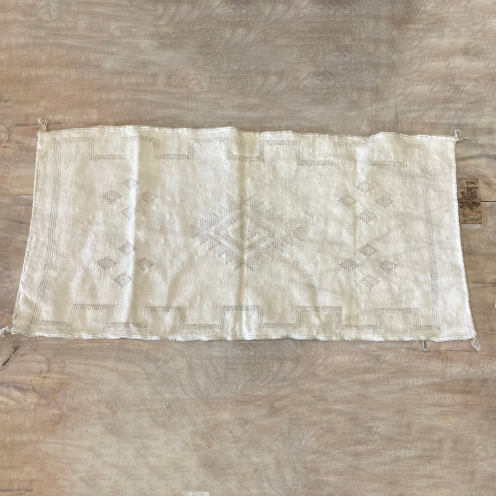Moroccan Cactus Silk Lumbar Cushion Cover - White