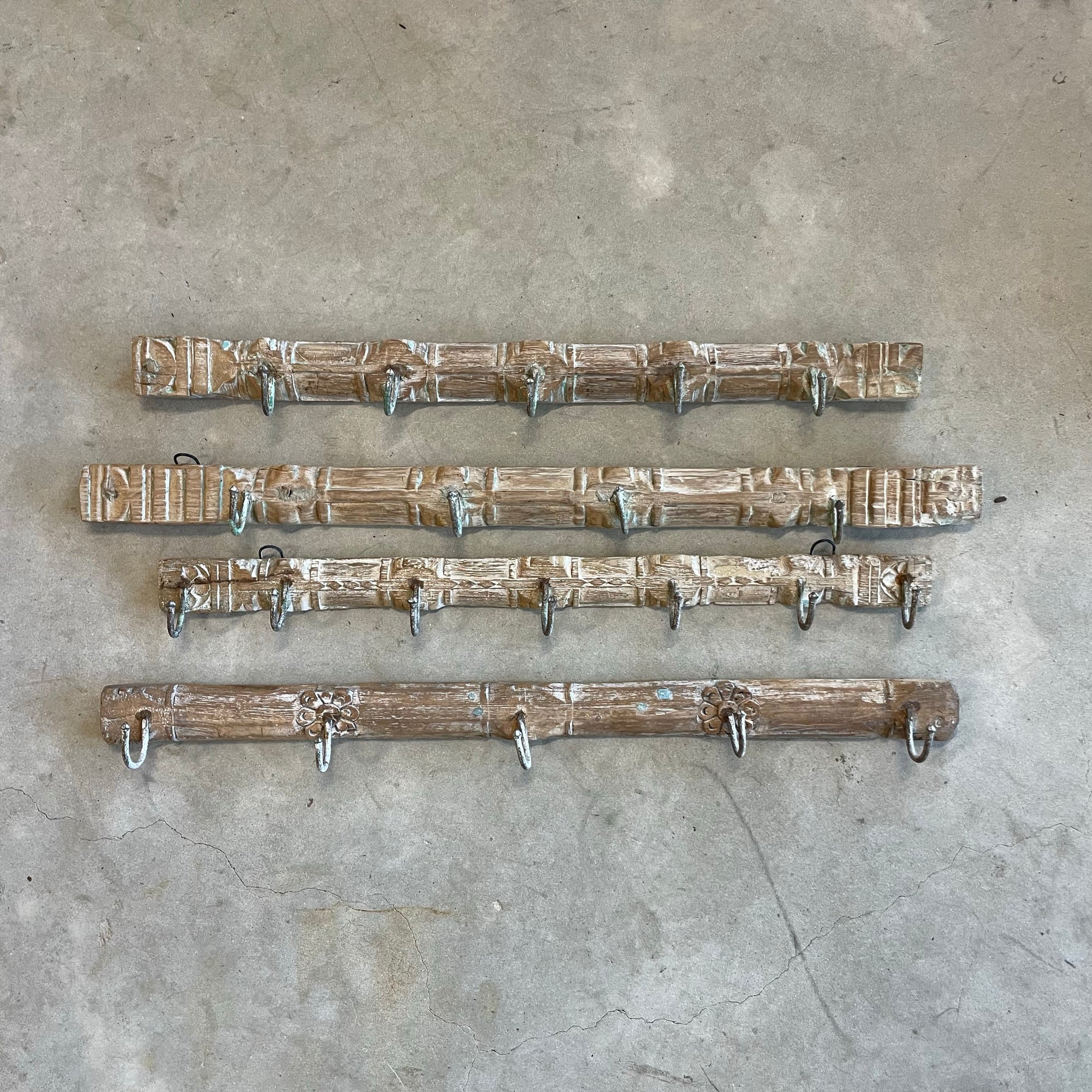 Small Patla Vintage Indian Timber Wall Hooks