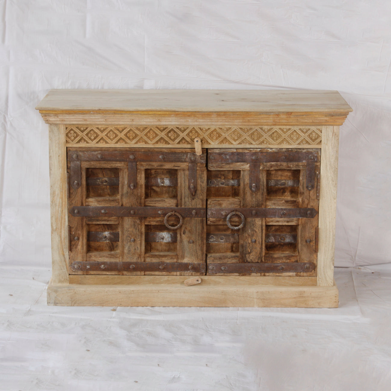 Vintage Indian Timber Vanity 01 - 120cm Length