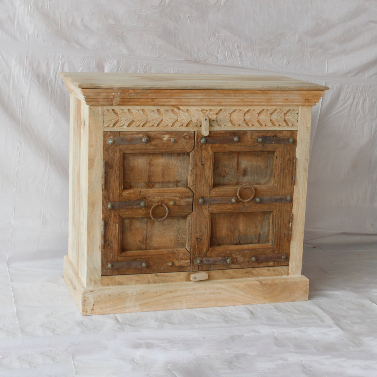 Vintage Indian Timber Vanity 03 - 90cm Length