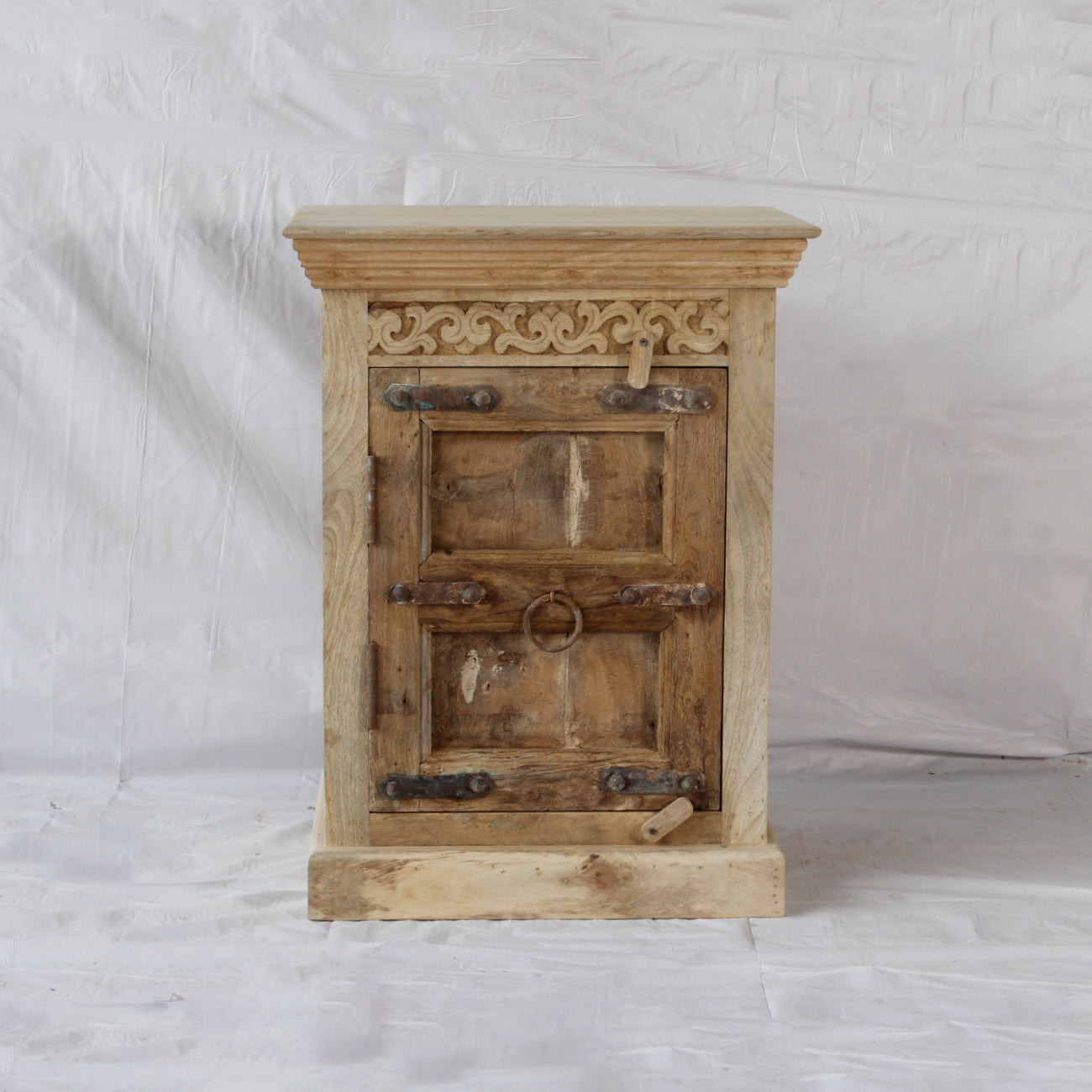 Vintage Indian Timber Vanity 04 - 60cm Length