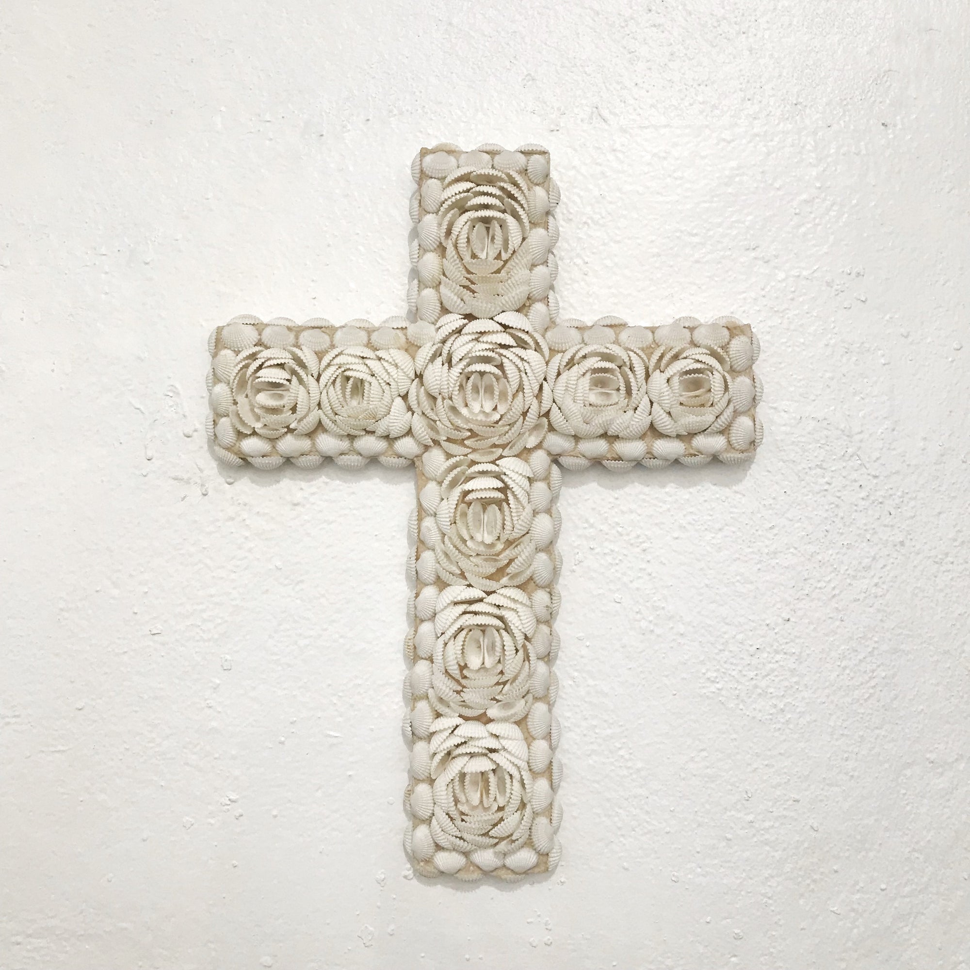 Large Shell Cross White 