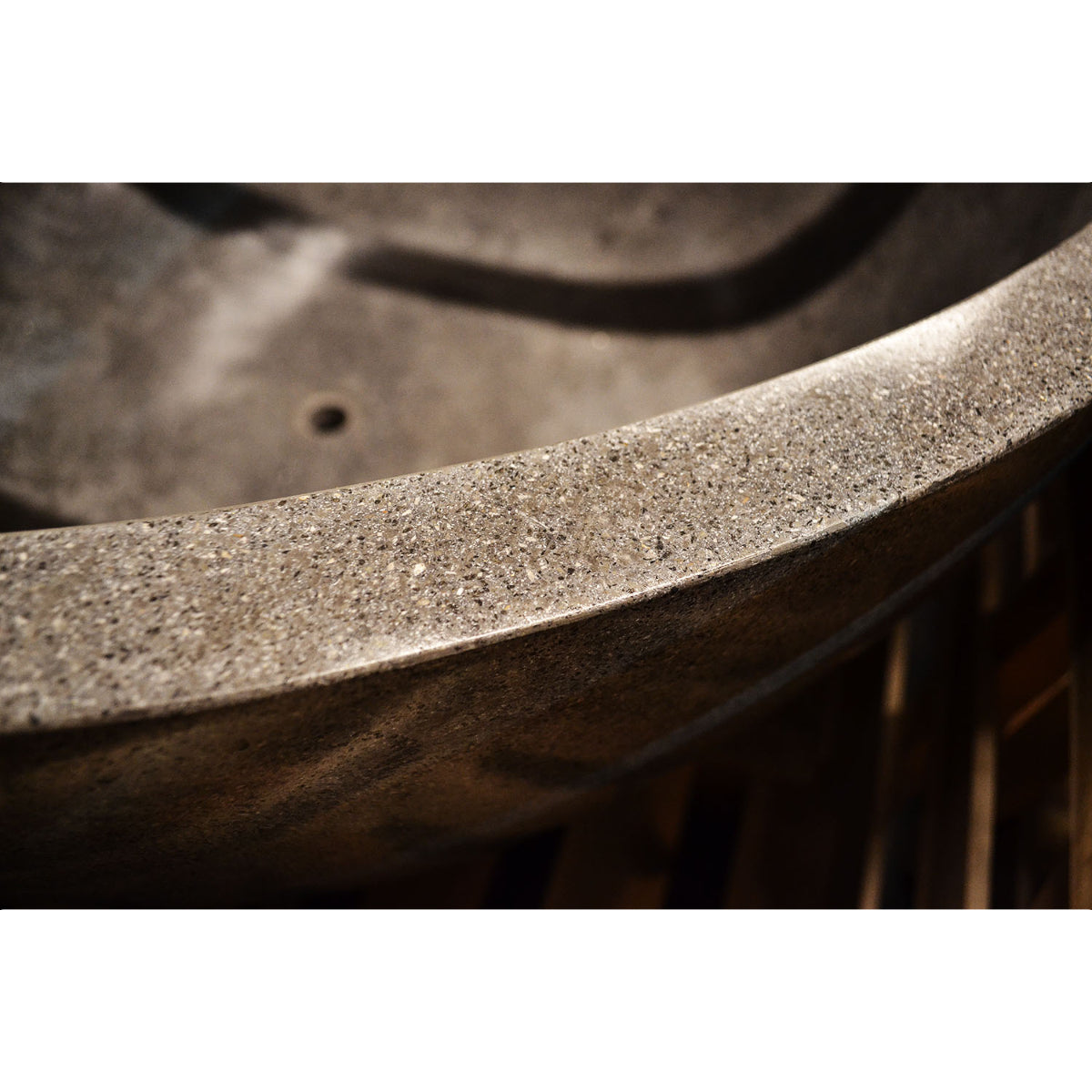 Round Concrete Terrazzo Stone Bath 1200mm - Mid Grey