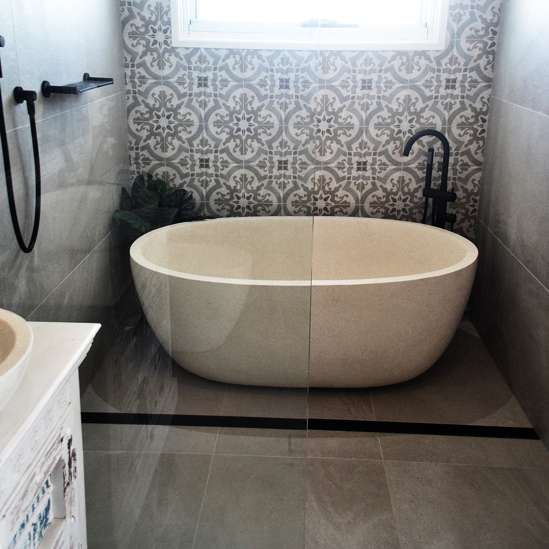 Oval Concrete Terrazzo Stone Bath 1500x900x550mm - Sandy White