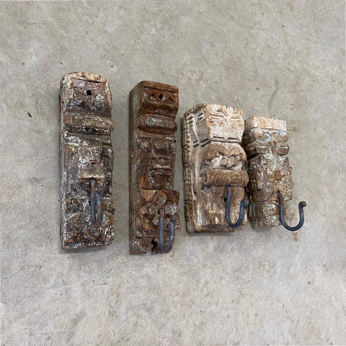 Small Single Vintage Indian Timber Wall Hooks