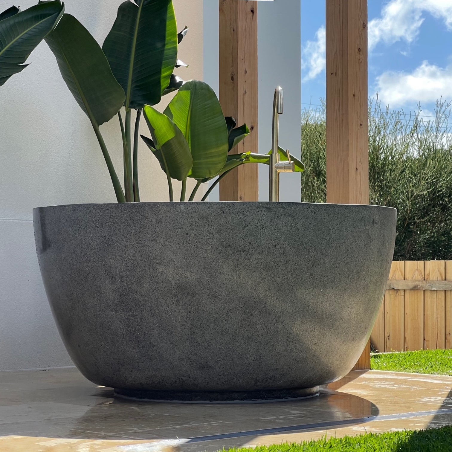 Round Concrete Terrazzo Stone Bath 1200mm - Mid Grey